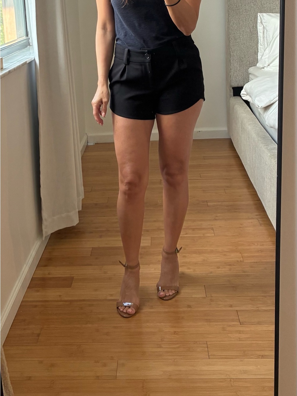 Alice + Olivia Black Tailored High-Waist Skort